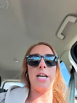 prettyprofessorpeach webcam