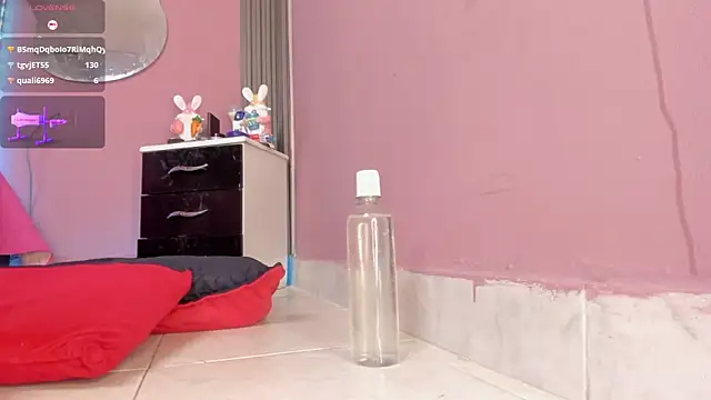 nikkita_dragon_ webcam