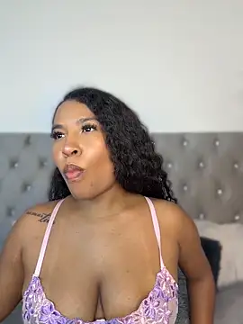 izzybelmonth12 webcam