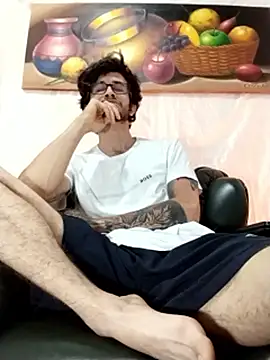 Loggan_donnelly webcam