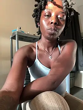 choclatepeaach webcam