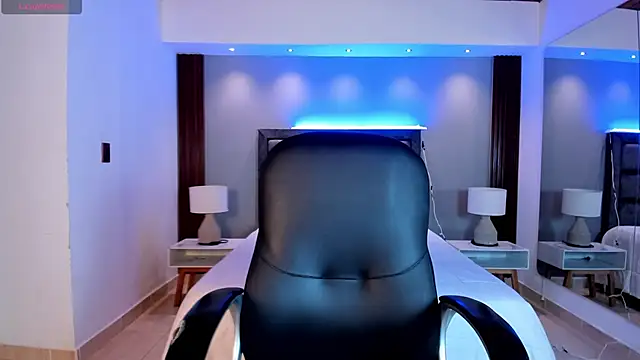 Alicee_Broownn webcam