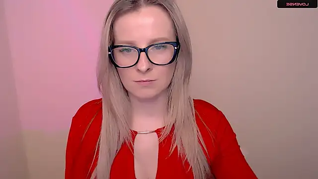 AnnePeach webcam