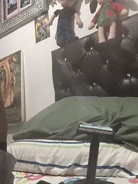 elpeluchenegroxxx3 webcam