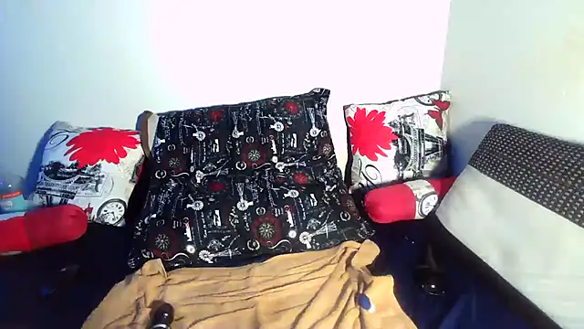 dickcraverb30 (F young) - squirt