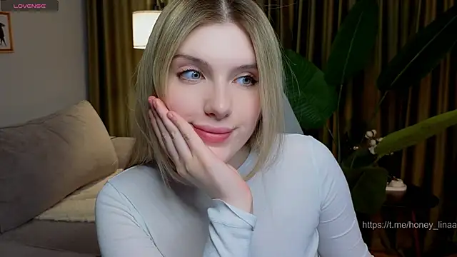 honey_kors webcam