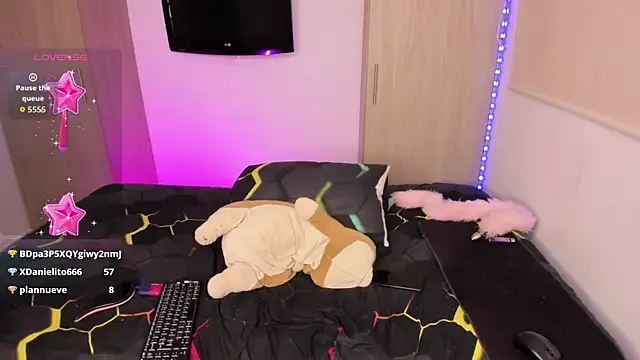 Sophie_whitexxx webcam