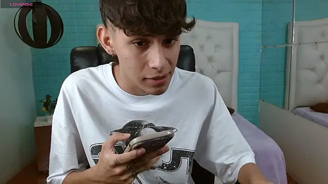 DraxBlade09's live cam