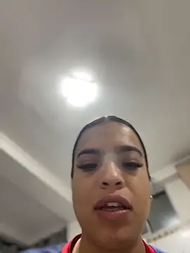 juanitamore01 (F young) - Fingers in my pussy in the park 😈😈🤤🤤