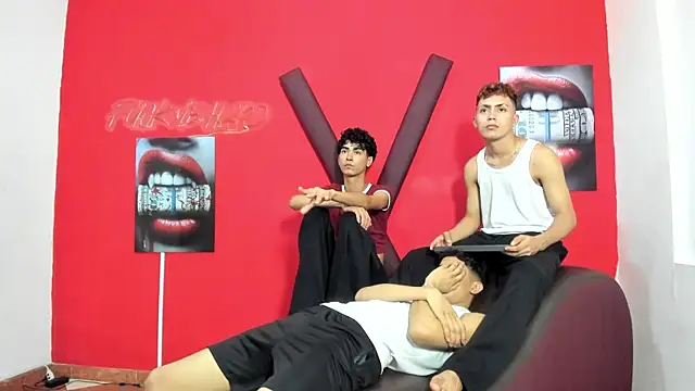 AVENGER_BOYS2026 webcam