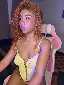 ThePrettyTiana webcam