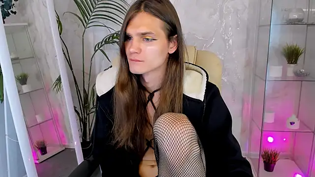 willfobos (T young) - Undress