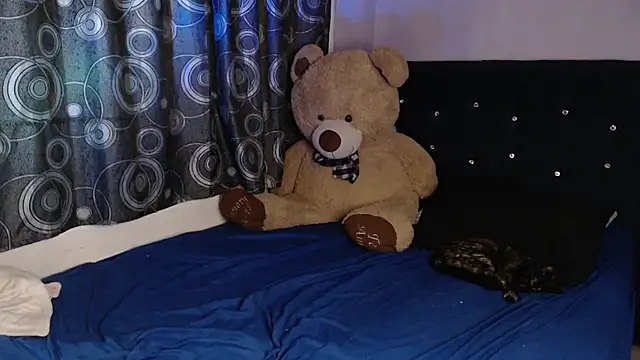 ANGELIQUE_KLANE webcam