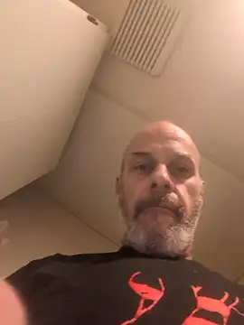 ryeguy6969 (Ask my age) - Lets get an orgy going