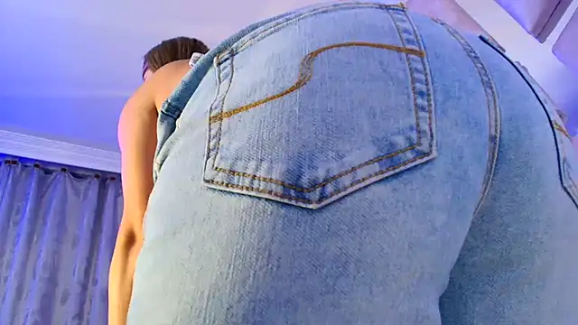 Natalyefoster live sex cam