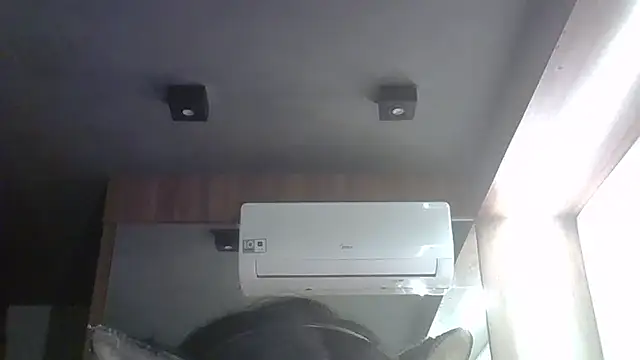 SkinnyKitten webcam