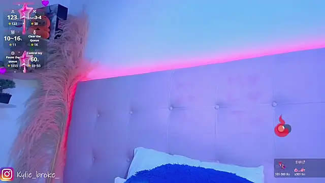Kylie_brokee webcam