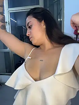 Antonella_Julieta webcam