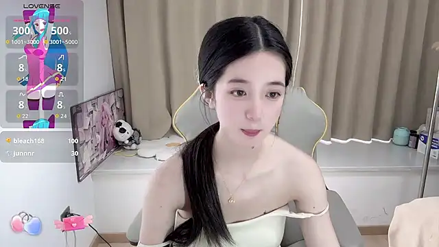 美女OiOi-666在线直播