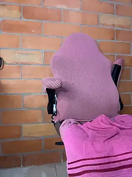 CinnamonCookiez webcam