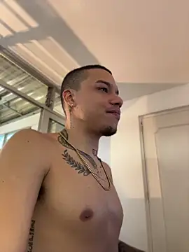 AlphaMasterXxx webcam