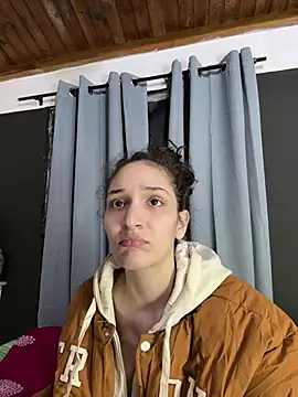 Webcam Model (TeensNews18)  is live.Free join now!