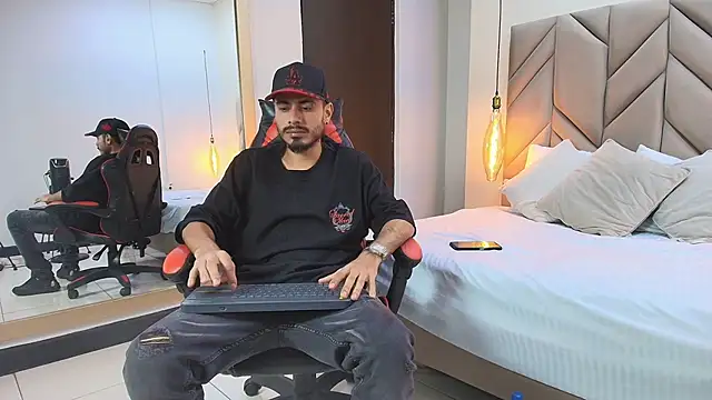 MatthewCullen webcam