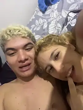 VelvetPassion webcam