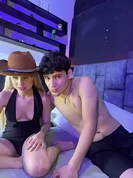 MeilyMuse_Maximus webcam