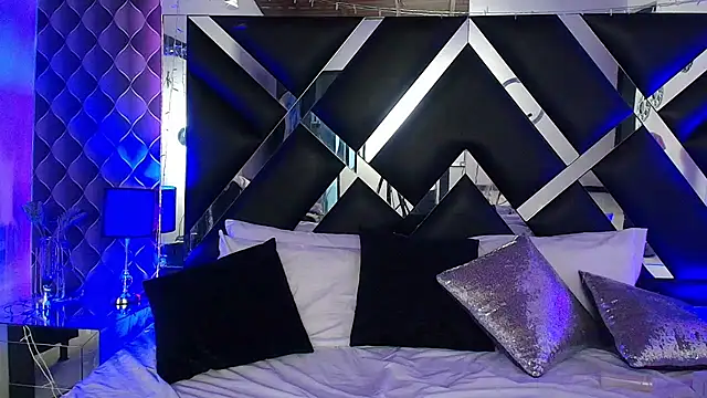 victoriaa_lee_ webcam