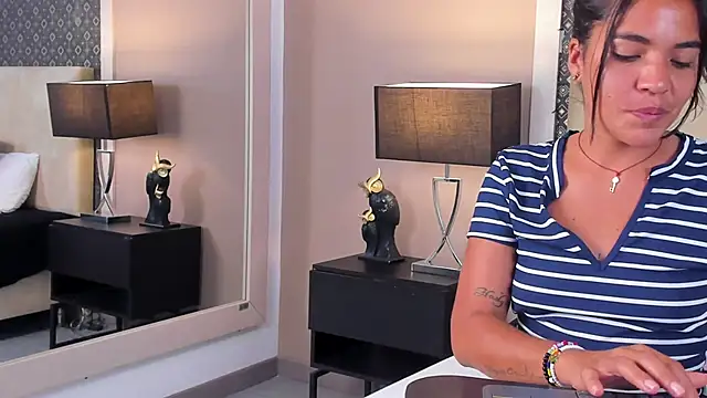 alisson_monroe_ webcam