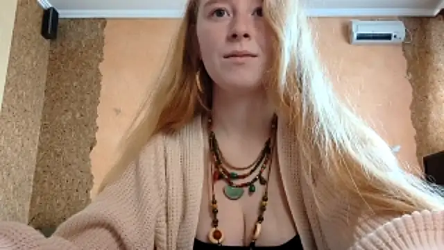 katevibe_01 (F teen) - Unbutton the third button on my shirt