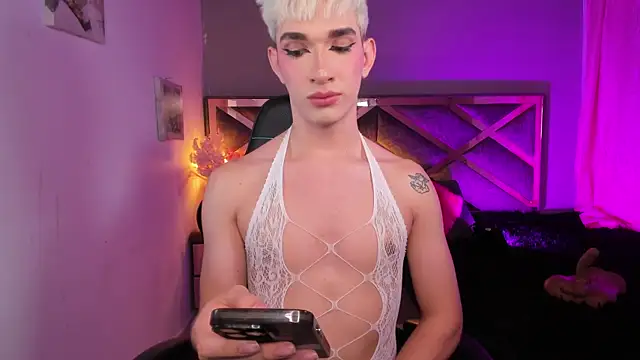 Cherry_zayden_ webcam