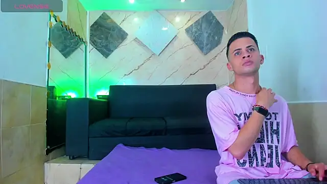 axxel_26 (G young) - suck cock hard