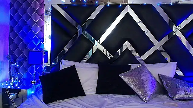 victoriaa_lee_ webcam