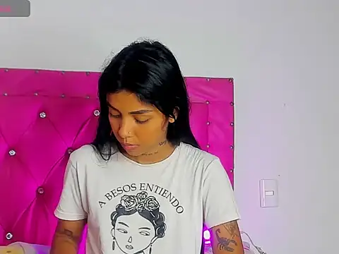 dahiiangomezz webcam