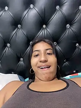 vfridaper (F teen) - ride my dildo