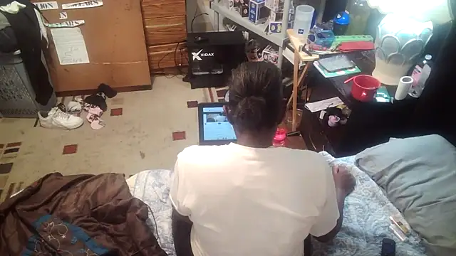 AcademicHuman67 webcam