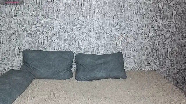 honeyhook - Honeyhook's free webcam