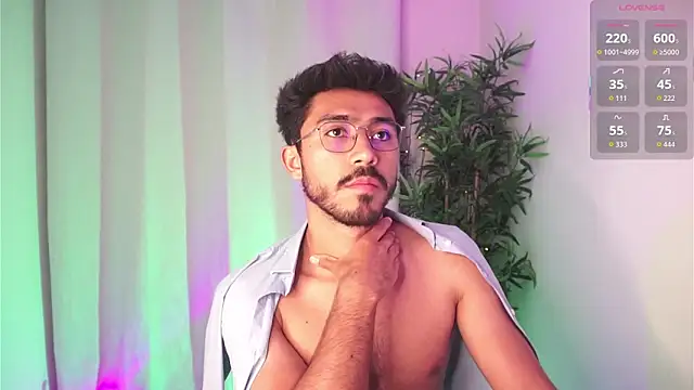 dam0n_fr0st (G young) - Show cock