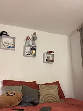 Ezzio_Scolaro live sex cam