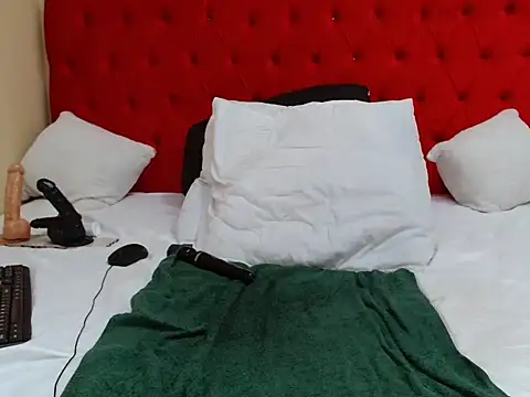 tamaradee_ (F milf) - PLZ BRIGHTEN MY DAY BABE🍆🍑💦💟💌