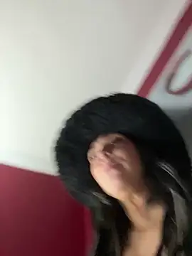  LittleMissEeve chat room