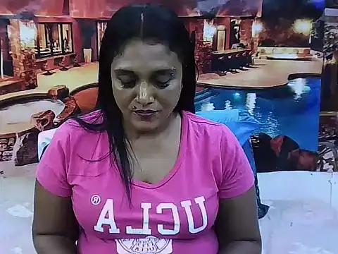 IndianSexyLady20 webcam