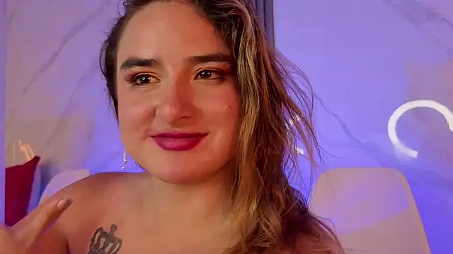 CandyQueenGold webcam