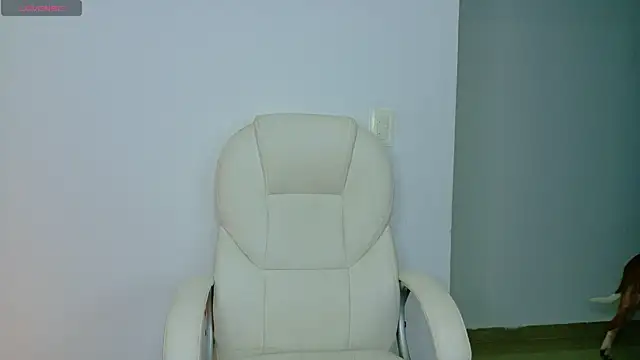 bellacarolainnn webcam