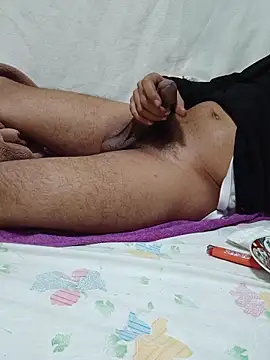 dark-skinned212 webcam