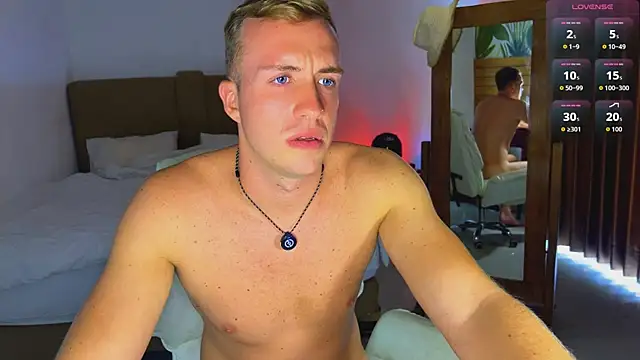 tommy_cumfinger webcam