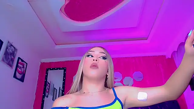 TiffanyMackensyy webcam