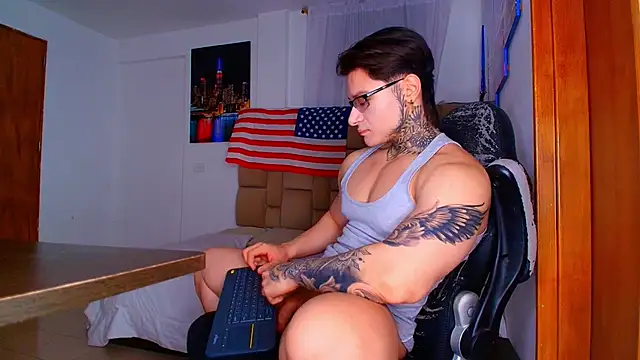 DennisWalkerr webcam